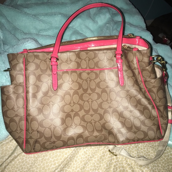 Khaki and Persimmon Coach bag! Only used 3 times.